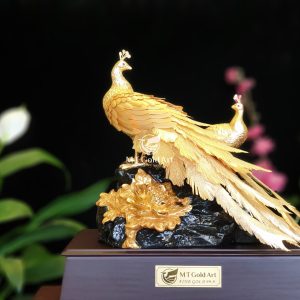 Tượng đôi chim công dát vàng 24K