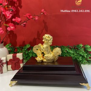 Tượng Chó phong thủy dát vàng (19x16x24cm) – Mẫu 3