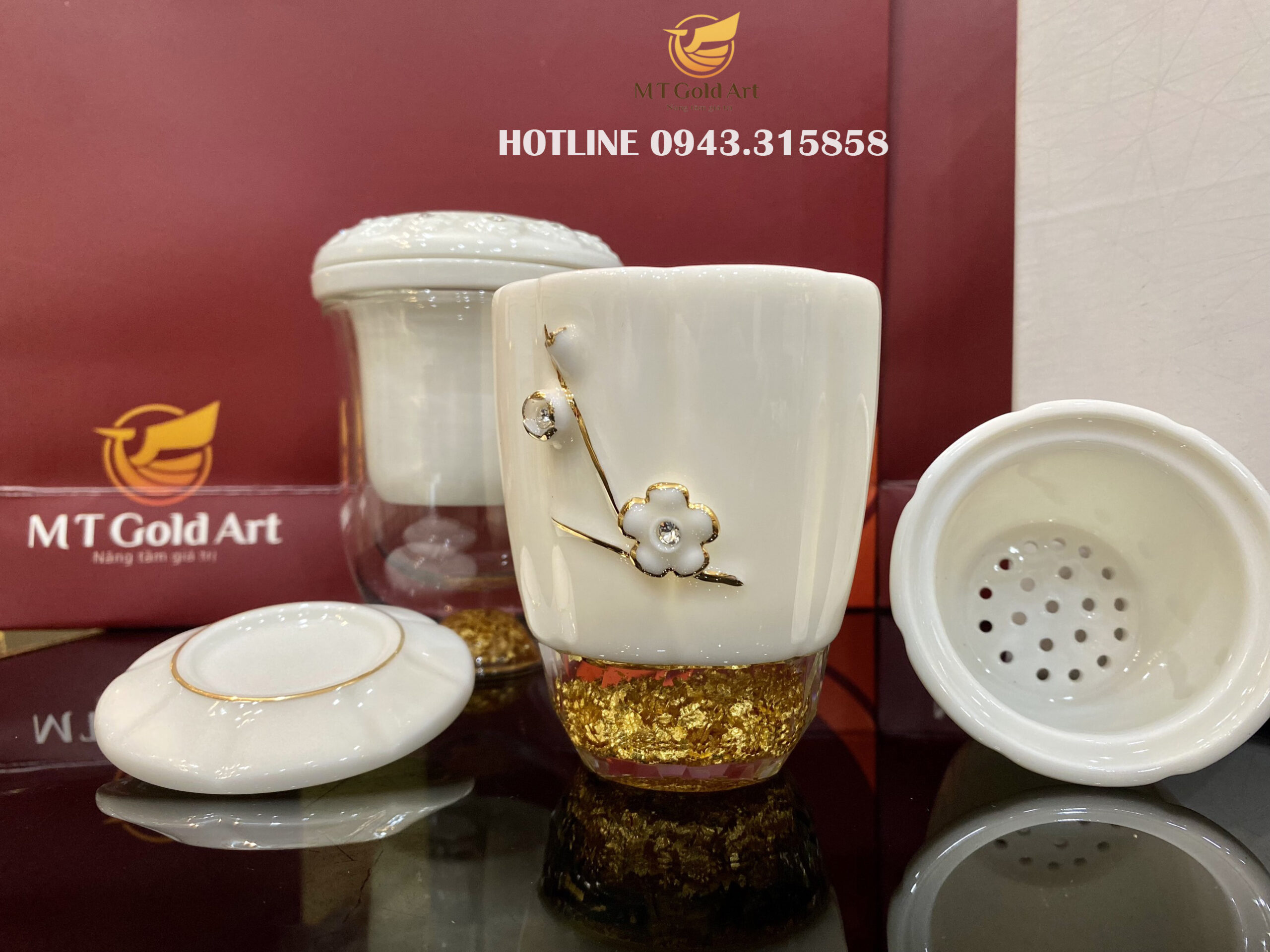 Quà tặng mùng 8/3 sang trọng ý nghĩa - ly uống trà cao cấp Quà tặng mùng 8/3 sang trọng ý nghĩa - ly uống trà cao cấp