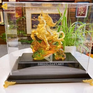 Tượng trâu tài lộc dát vàng 24k