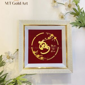 Tranh chữ Tâm dát vàng (24x24cm)
